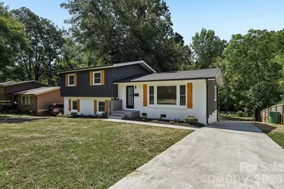 3414 Winterfield Place, Charlotte, NC 28205 - Photo 3