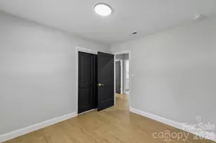 3414 Winterfield Pl, Charlotte, NC 28205 - Photo 21