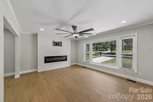 3414 Winterfield Pl, Charlotte, NC 28205 - Photo 7