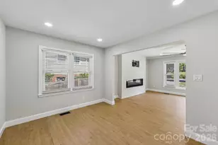 3414 Winterfield Pl, Charlotte, NC 28205 - Photo 11