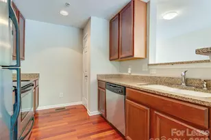 3729 Picasso Court, Charlotte, NC 28205 - Photo 5