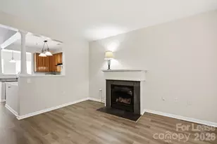 614 E 9th St, Charlotte, NC 28202 - Photo 7
