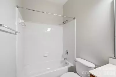 614 E 9th Street, Charlotte, NC 28202 - Photo 31