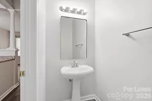 614 E 9th St, Charlotte, NC 28202 - Photo 21
