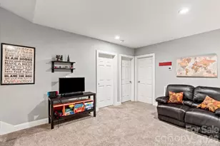 204 Mostert Dr, Asheville, NC 28804 - Photo 27