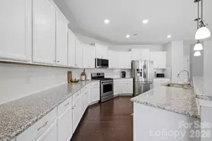 8107 Belfort Forest Ln, Huntersville, NC 28078 - Photo 19