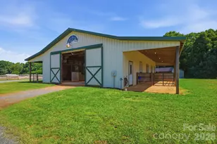 212-A Scism Rd, Kings Mountain, NC 28086 - Photo 7