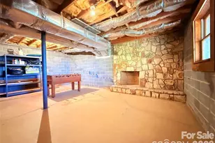 452 Wilderness Dr, Marion, NC 28752 - Photo 29