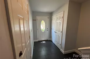 304 Rock Ridge Ln, Mount Holly, NC 28120 - Photo 3