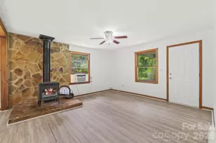 6115 Skyland Dr, Sylva, NC 28779 - Photo 9