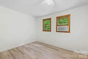 6115 Skyland Dr, Sylva, NC 28779 - Photo 13