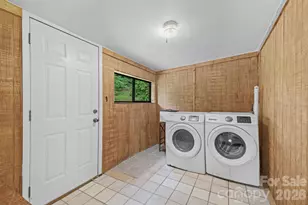 6115 Skyland Dr, Sylva, NC 28779 - Photo 17