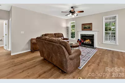 8505 Tintinhull Lane, Waxhaw, NC 28173 - Photo 11