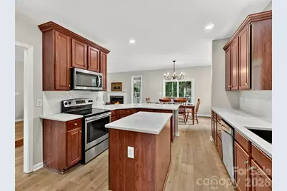 8505 Tintinhull Lane, Waxhaw, NC 28173 - Photo 15