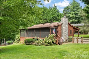 729 Joe Carver Rd, Waynesville, NC 28785 - Photo 1