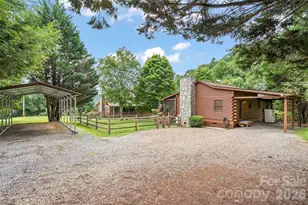 729 Joe Carver Rd, Waynesville, NC 28785 - Photo 9