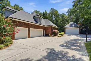 832 Savile Ln, Fort Mill, SC 29715 - Photo 9