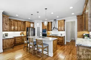 832 Savile Ln, Fort Mill, SC 29715 - Photo 19
