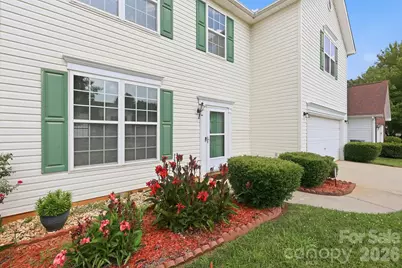 8818 Norway Court, Charlotte, NC 28269 - Photo 3