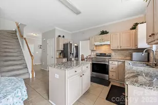 8818 Norway Ct, Charlotte, NC 28269 - Photo 11