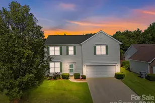 8818 Norway Ct, Charlotte, NC 28269 - Photo 1