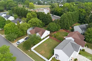 8818 Norway Ct, Charlotte, NC 28269 - Photo 41