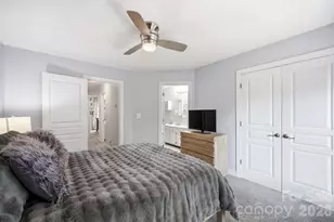 1029 Park West Dr, Charlotte, NC 28209 - Photo 13