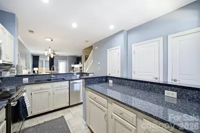 1029 Park West Drive, Charlotte, NC 28209 - Photo 5