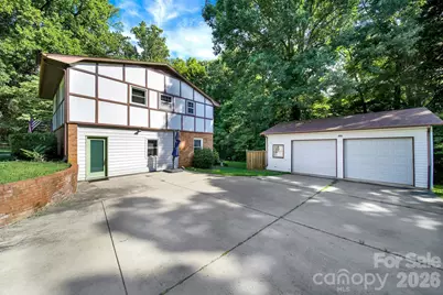 2311 Laurelwood Circle, Charlotte, NC 28214 - Photo 33
