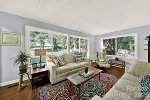 2311 Laurelwood Cir, Charlotte, NC 28214 - Photo 3