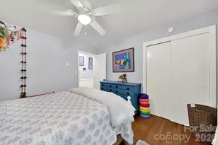 2311 Laurelwood Cir, Charlotte, NC 28214 - Photo 17