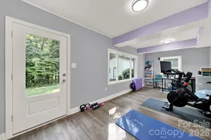 2311 Laurelwood Cir, Charlotte, NC 28214 - Photo 25