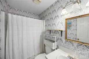 6010 Pleasant Grove Rd, Charlotte, NC 28216 - Photo 21