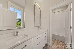 1919 Hamorton Pl, Charlotte, NC 28205 - Photo 23