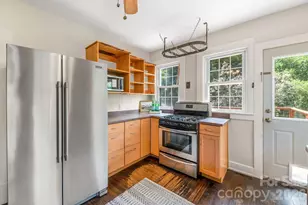 33 Fairfax Ave, Asheville, NC 28806 - Photo 13