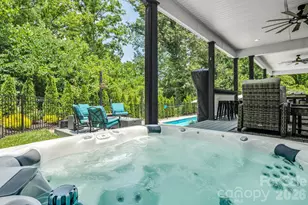 67 Apple Meadow Ct, Hendersonville, NC 28739 - Photo 39