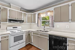 320 Miller Dr, Salisbury, NC 28146 - Photo 13
