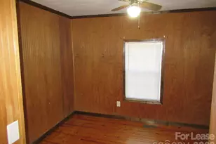306 W 2nd St, Lincolnton, NC 28092 - Photo 11