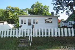 306 W 2nd St, Lincolnton, NC 28092 - Photo 3
