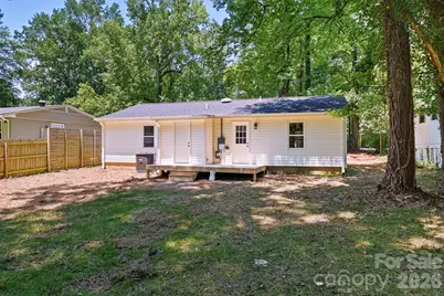 1936 Lakedell Drive, Charlotte, NC 28215 - Photo 15