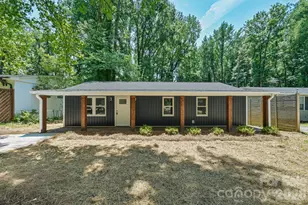 1936 Lakedell Dr, Charlotte, NC 28215 - Photo 3