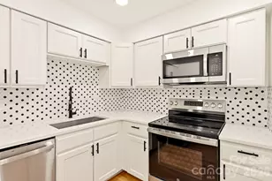 1936 Lakedell Dr, Charlotte, NC 28215 - Photo 1