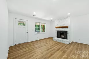 1936 Lakedell Dr, Charlotte, NC 28215 - Photo 9