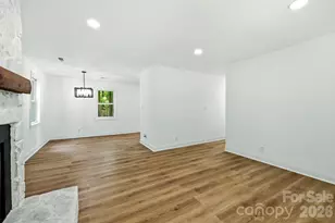 1936 Lakedell Dr, Charlotte, NC 28215 - Photo 17