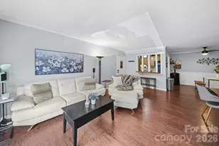 4739 Hedgemore Dr, Charlotte, NC 28209 - Photo 5