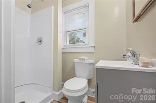 893 7th St Dr SE, Hickory, NC 28602 - Photo 11