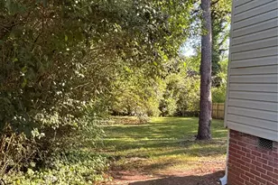 2565 Brentwood Pl, Charlotte, NC 28208 - Photo 3