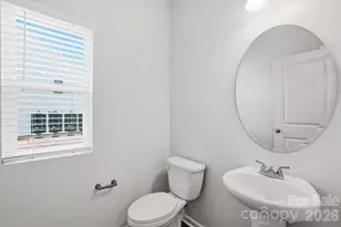 5853 Tuckaseegee Rd, Charlotte, NC 28208 - Photo 11