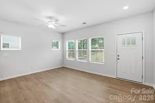 5847 Tuckaseegee Rd, Charlotte, NC 28208 - Photo 7