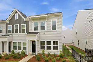 5847 Tuckaseegee Rd, Charlotte, NC 28208 - Photo 3